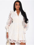 Robe courte en voile,brodé manches bouffantes et épaulettes