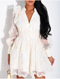 Robe courte en voile,brodé manches bouffantes et épaulettes