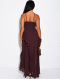 Robe longue dos nu plissée à volants
