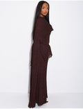 Robe en dentelle doublée avec châle assorti