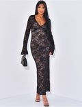 Robe longue en dentelle à manches évasées