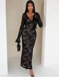 Robe longue en dentelle à manches évasées