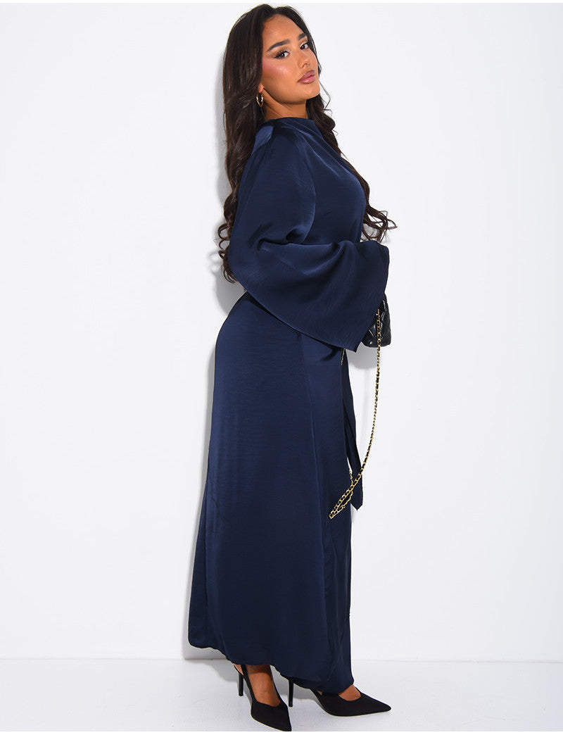 Robe en satin épais à nouer à la taille