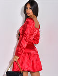 Robe en satin à boutons