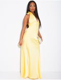 Robe longue en satin dos nu