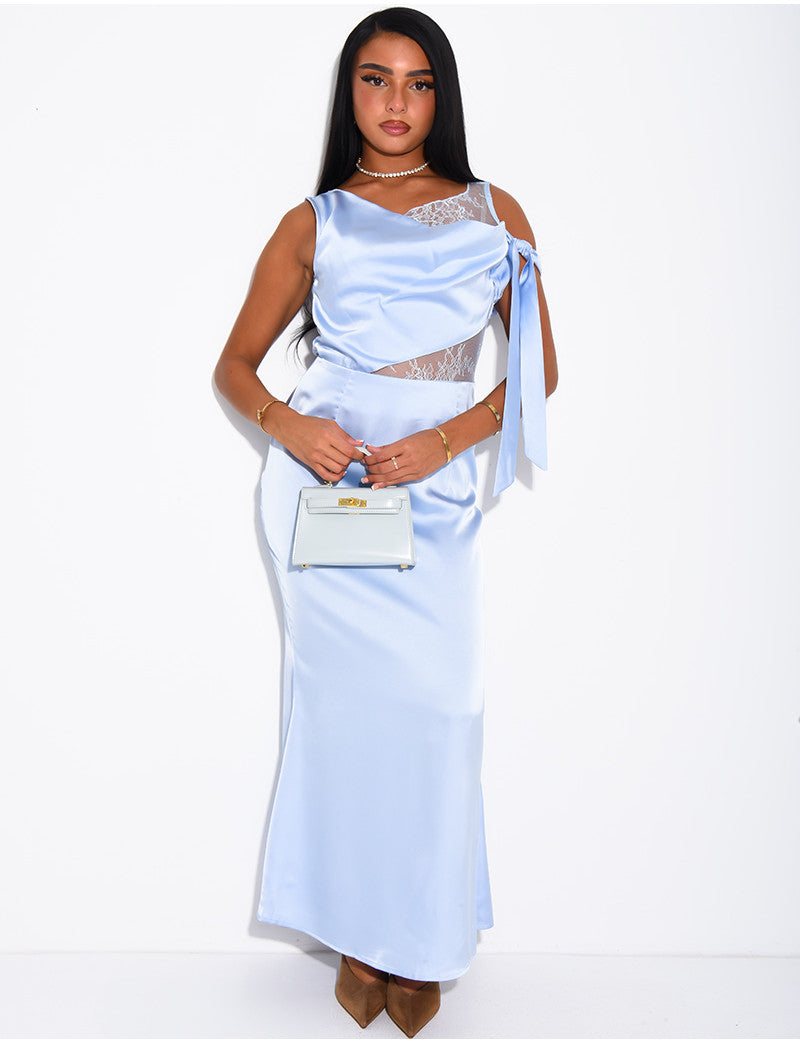 Robe longue en satin à doublure en dentelle