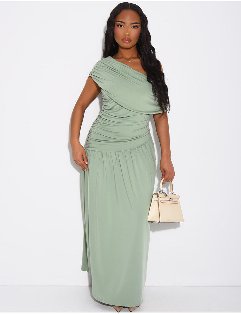 Robe drapée fluide col bateau asymétrique