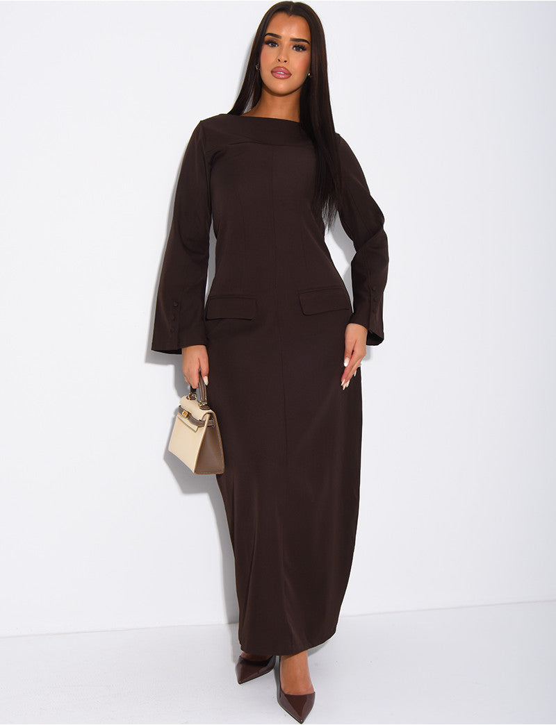 Robe longue et près du corps à fausses poches