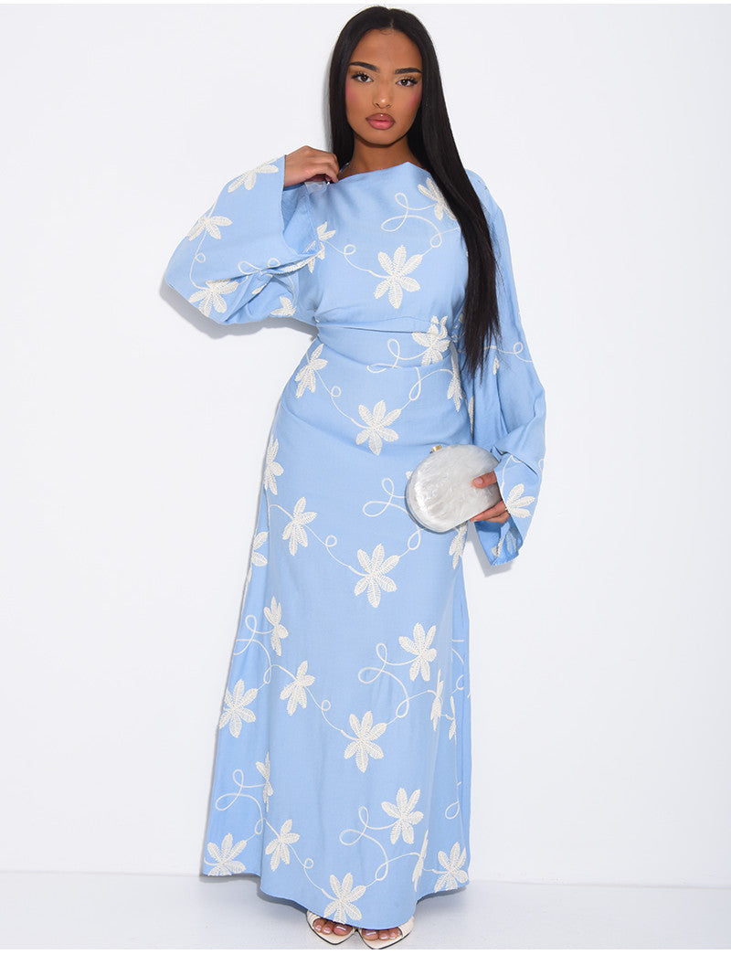Robe longue effet lin à motifs brodés