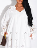 Robe longue en coton brodé ajouré à cordelettes