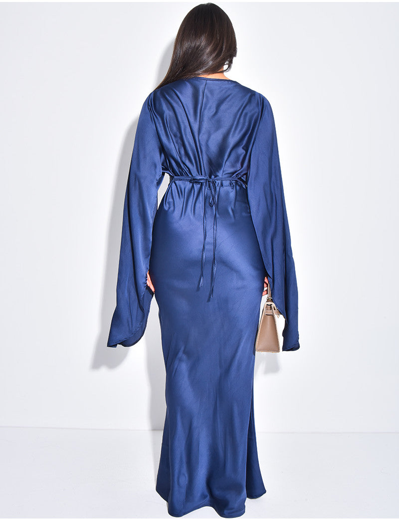 Robe longue ample à cintrée à la taille