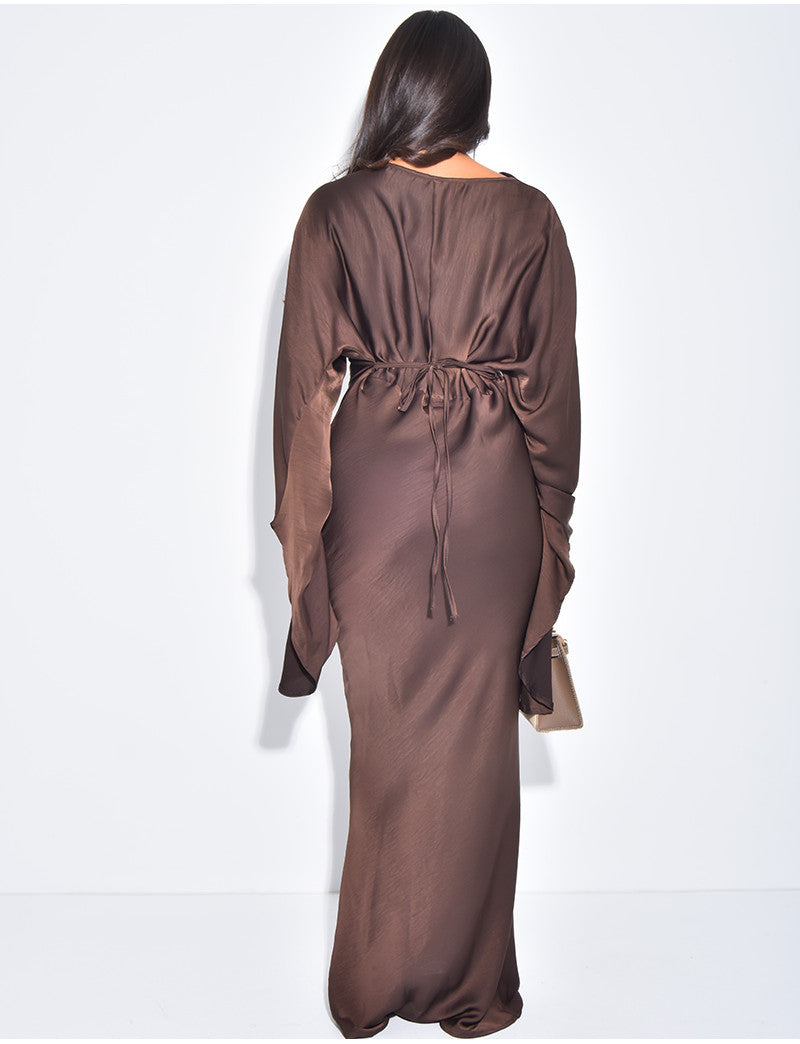 Robe longue ample à cintrer à la taille