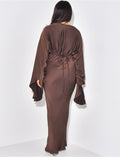 Robe longue ample à cintrer à la taille