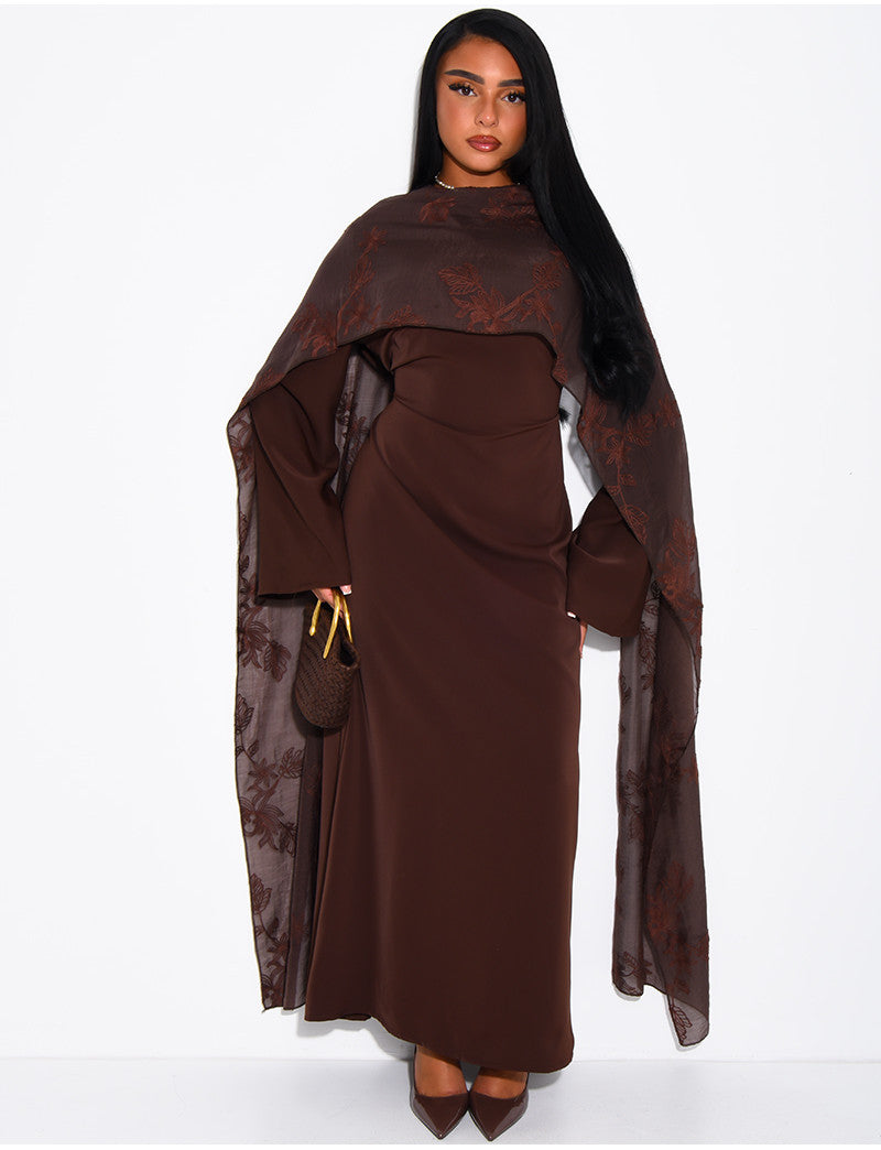 Robe longue à nouer avec châle brodé