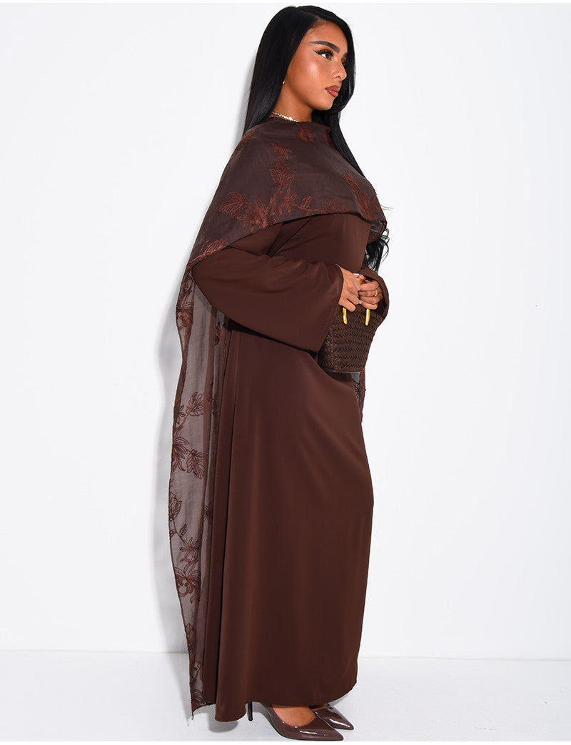 Robe longue à nouer avec châle brodé