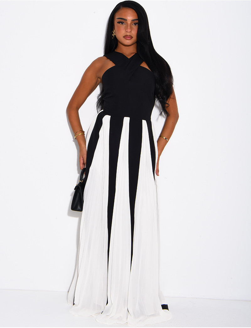 Robe longue à empiècements en voile contrastant et col croisé