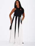 Robe longue à empiècements en voile contrastant et col croisé