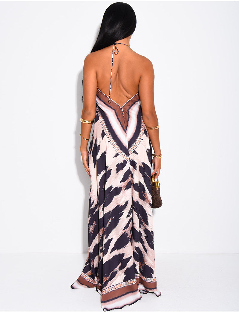 Robe longue dos nu imprimé ornée de strass