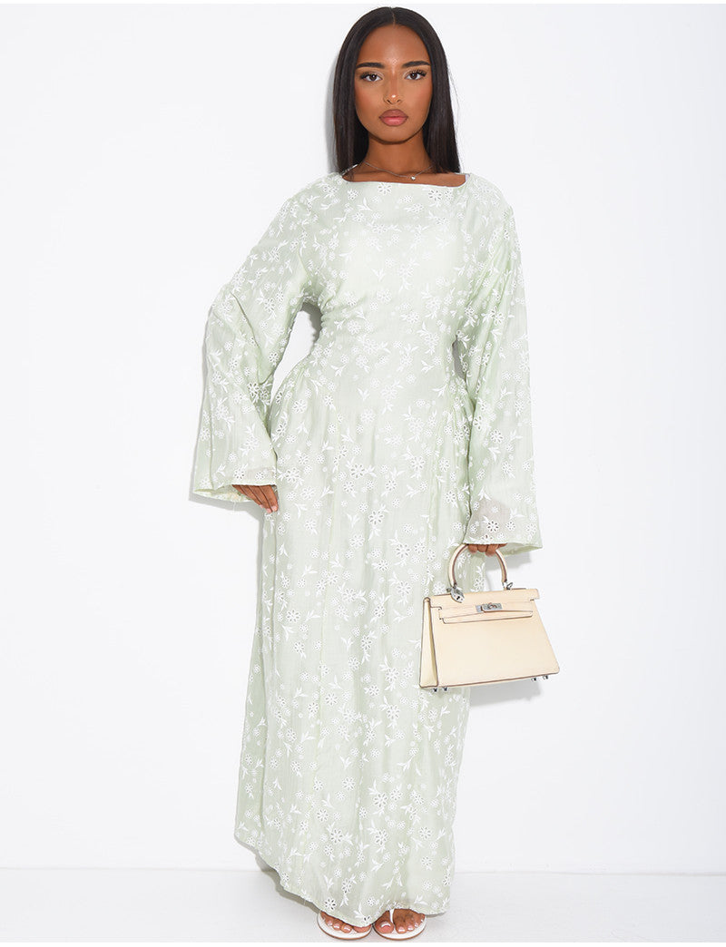 Robe longue doublée à motifs fleurs brodées