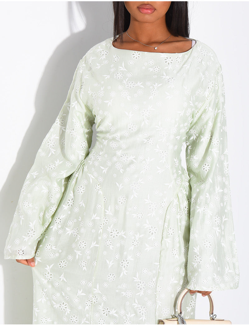 Robe longue doublée à motifs fleurs brodées