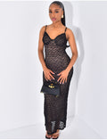 Robe longue en dentelle doublée encolure corset