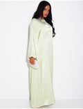 Abaya en satin à motifs en relief et boutons style asiatique