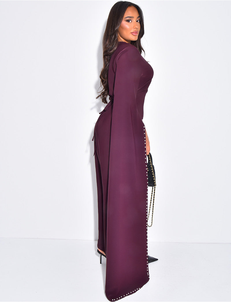 Robe longue à manches fendue ornées de perles