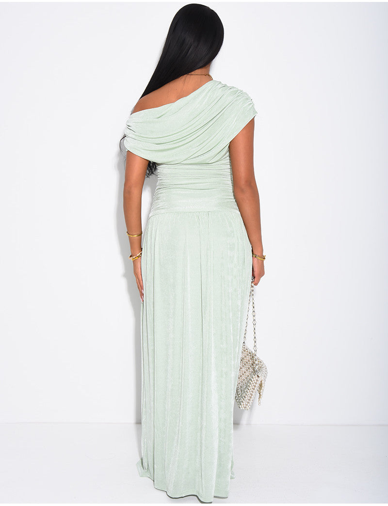 Robe longue asymétrique drapée