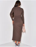 Robe longue froncée à épaulettes