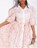 Robe longue en dentelle imprimée à boutons et ceinture assortie
