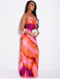 Robe longue en satin imprimé à nouer