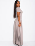 Robe fluide manches courtes froncée à la taille