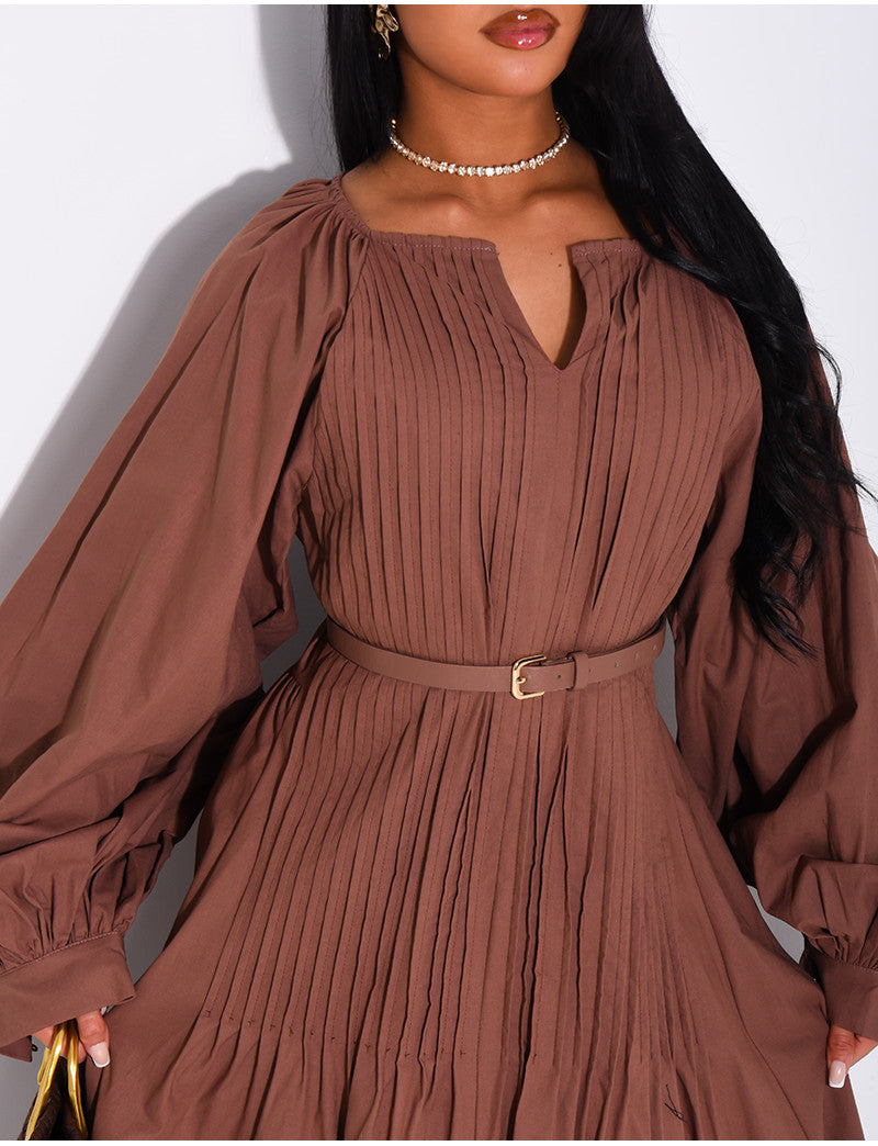 Robe longue en coton plissée à ceinturé