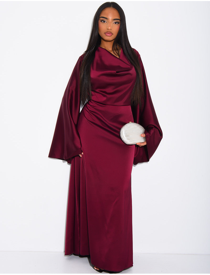 Robe longue en satin épais drapé à nouer dans le dos