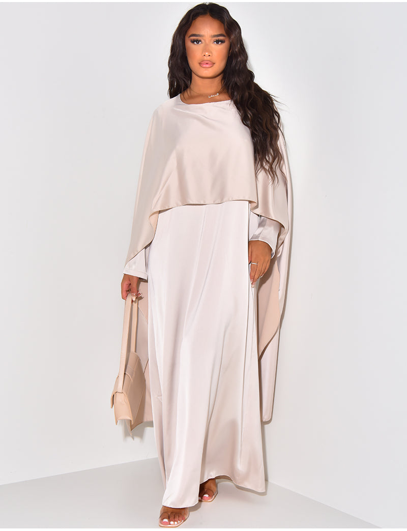 Robe longue en satin premium à cape