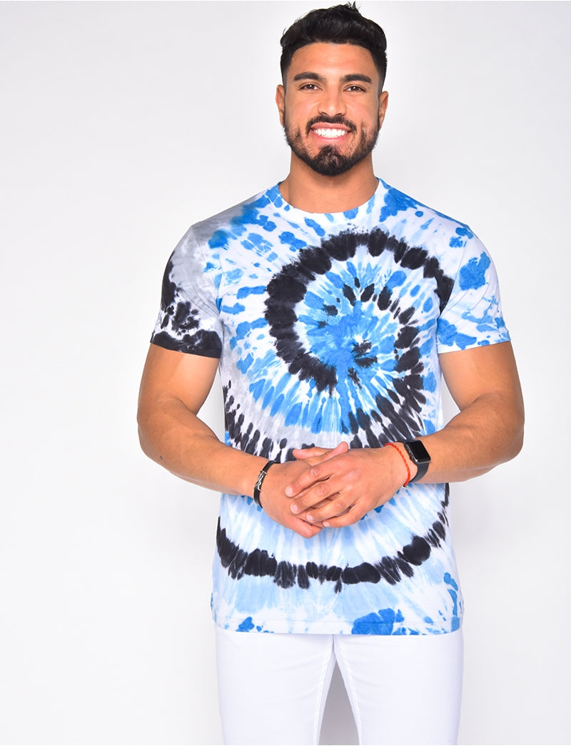 T-shirt tie and dye