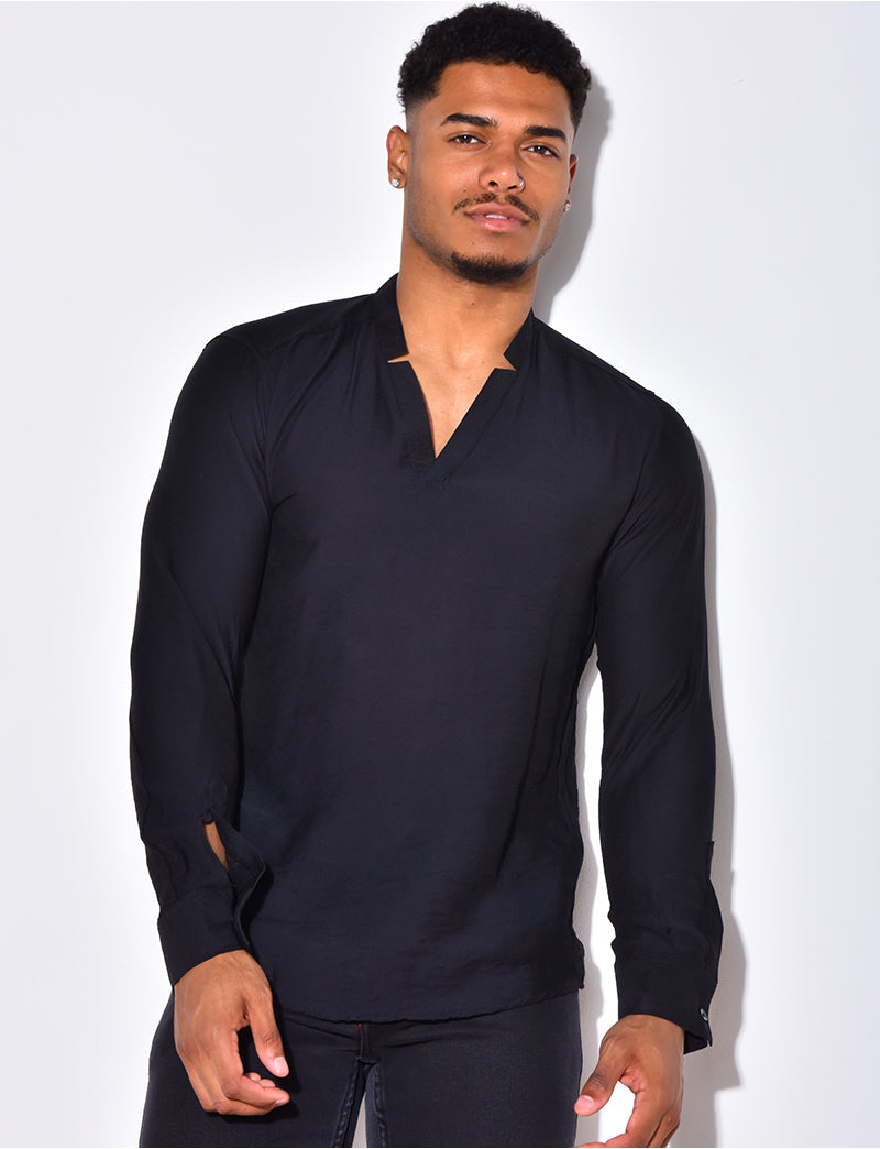 Chemise fin manche longue col V