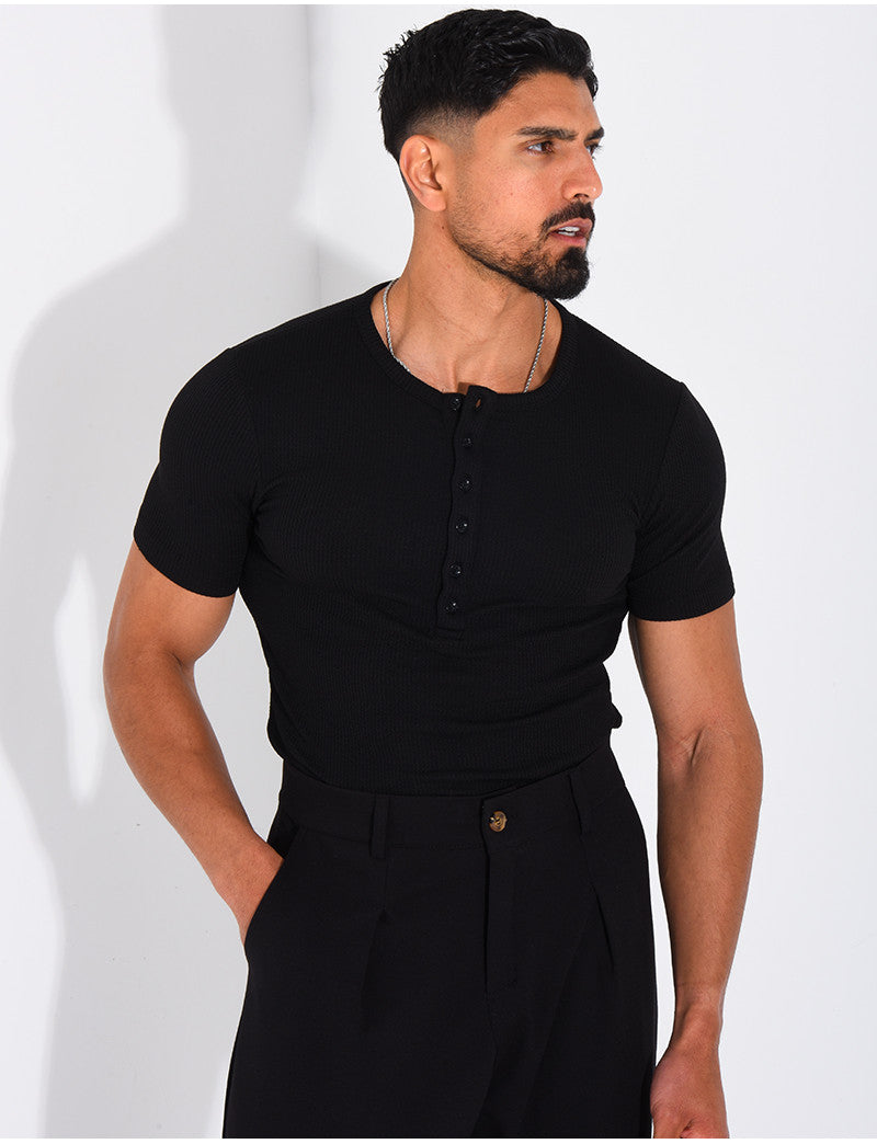 T-shirt texturé à col rond et boutons