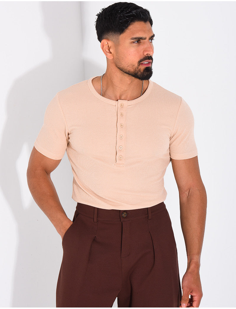 T-shirt texturé à col rond et boutons