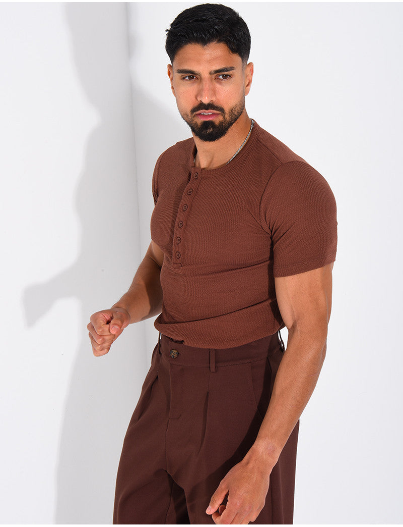 T-shirt texturé à col rond et boutons
