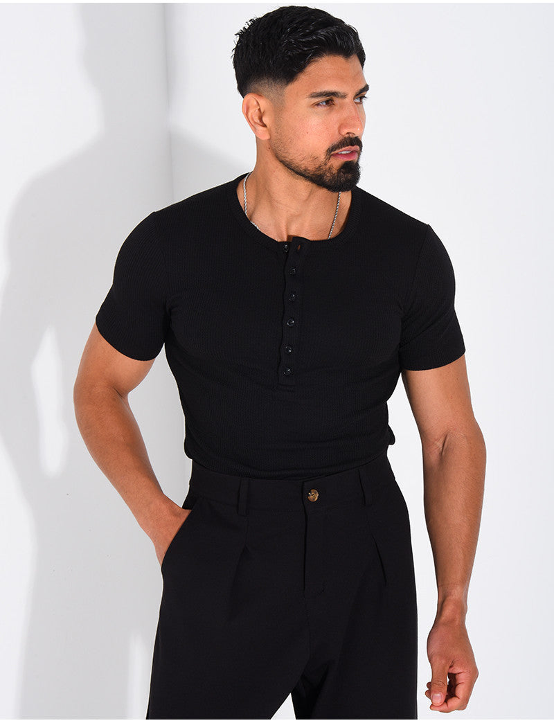 T-shirt texturé à col rond et boutons