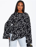 Top ajouré à fleurs avec ceinture assortie