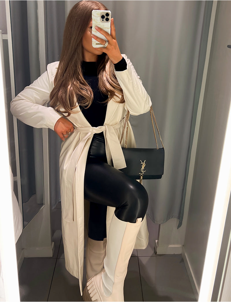 Trench long en cuir vegan