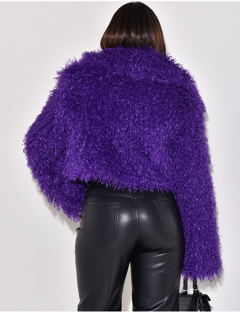 Veste courte en fausse fourrure fluffy