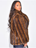 Manteau mi-long en fausse fourrure