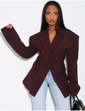Veste de blazer épaules structurées et cintrée à la taille