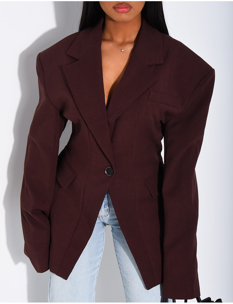 Veste de blazer épaules structurées et cintrée à la taille