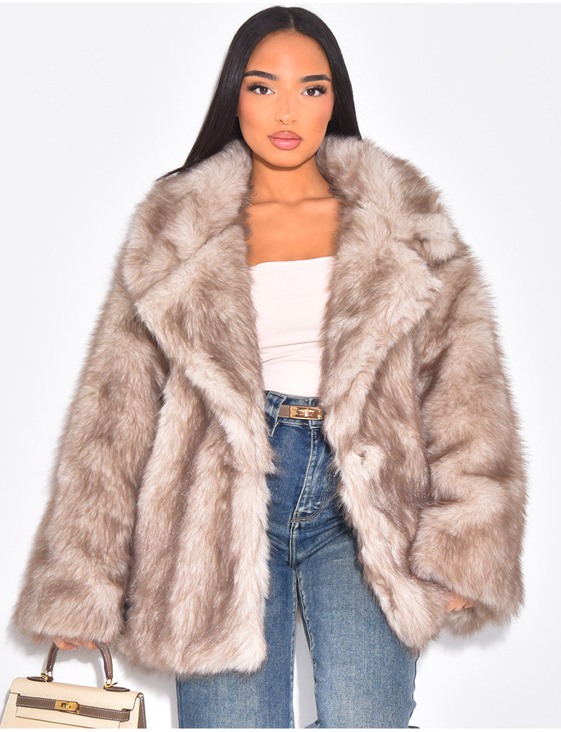 Manteau mi long en fausse fourrure