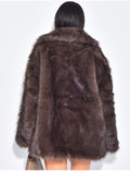 Manteau mi long en fausse fourrure marron froid