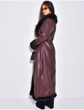 Manteau très long en similicuir fourré à bordures en fausse fourrure